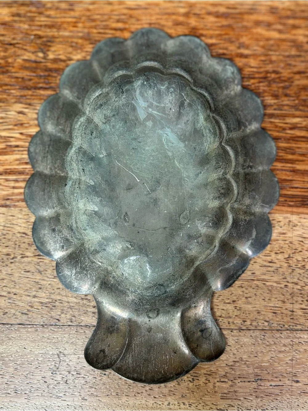 N/A decorative scalloped